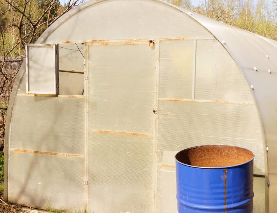 how to cool a greenhouse